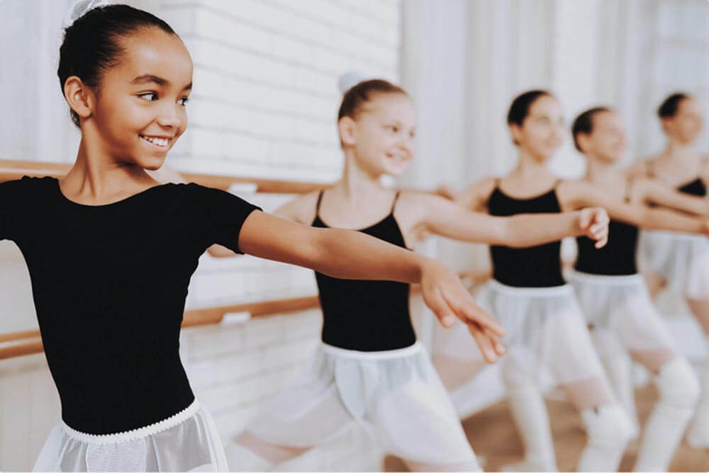 Tulpen Regeneratief Oefenen Online Ballet Classes for Kids | Live Streamed Daily | Sawyer