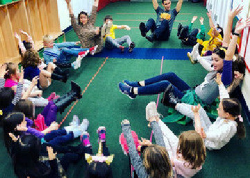 CenterStage Debut - Music & Movement (Wednesdays)